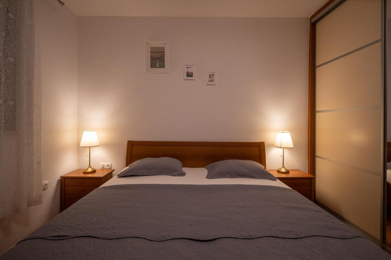 Apartmani Mara ปาโกชตาเน ภายนอก รูปภาพ